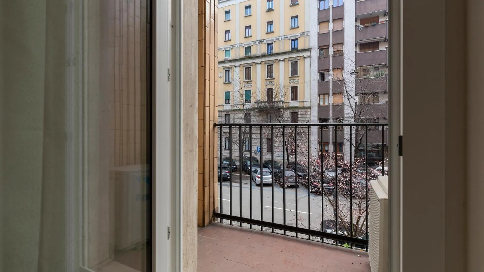 Funky Bilo Sempione Apartment Milan