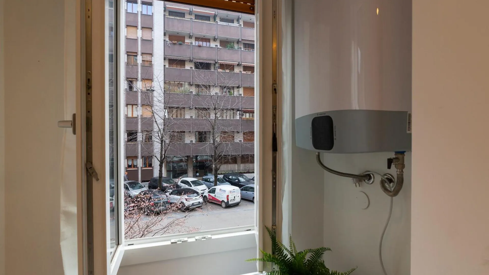 Funky Bilo Sempione Apartment Milan 0*,
